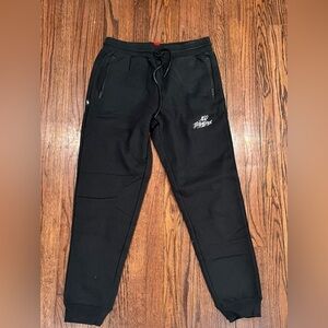 100 tieves  Black Joggers with Logo